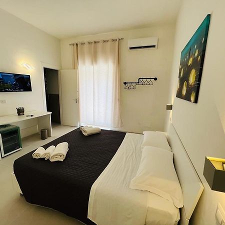Pirro'S Rooms Peschici Exterior photo